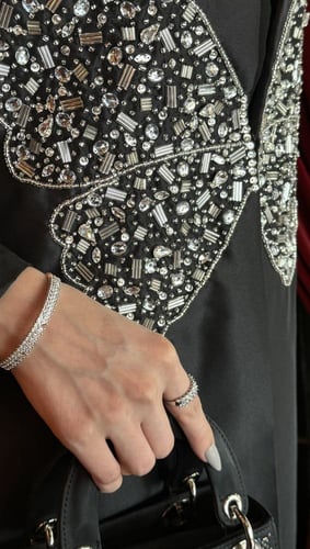 عباية فراشة المساء