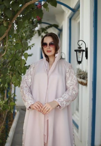 عباية تصميم أُبَّهَة