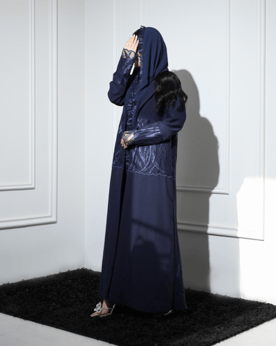 عباية كارمن كحلي