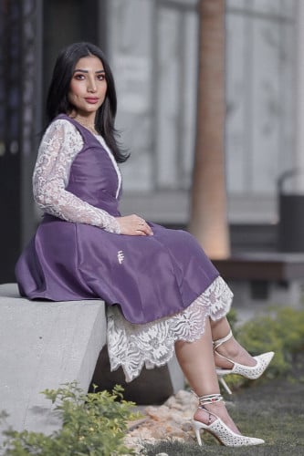 فستان فكتوري اواف وايت + موف