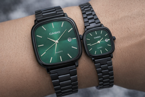 ساعة طقم CASIO LTP رجالي و نسائي اخضر ملكي