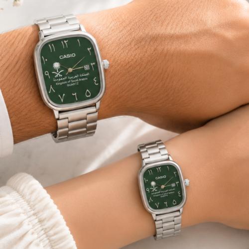 طقم ساعة كاسيو CASIO LTP رجالي ونسائي اخضر ارقام ع...