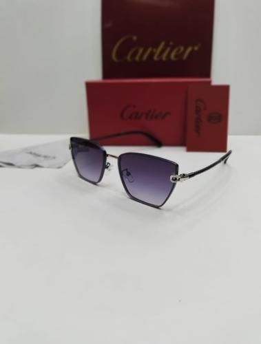 نظاراة كارتير اسود فاتح اطار اسود
