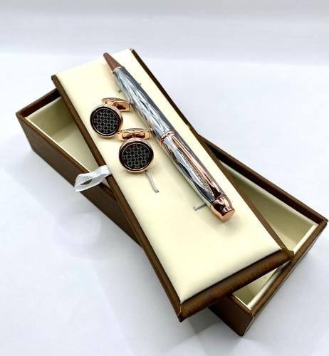 طقم قلم و كبك لون فضي من كاتيرا