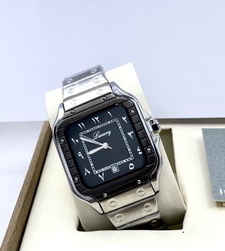 ساعة رجالية من Luxury لون اسود