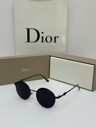 نظارة Dior اسود اطار اسود