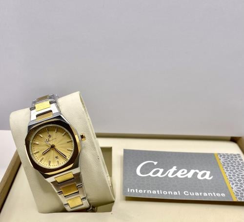 ساعة نسائية من Catera لون ذهبي