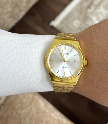 ساعة كاسيو casio MTP ابيض