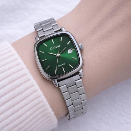 ساعة كاسيو casio MTP مربع اخضر