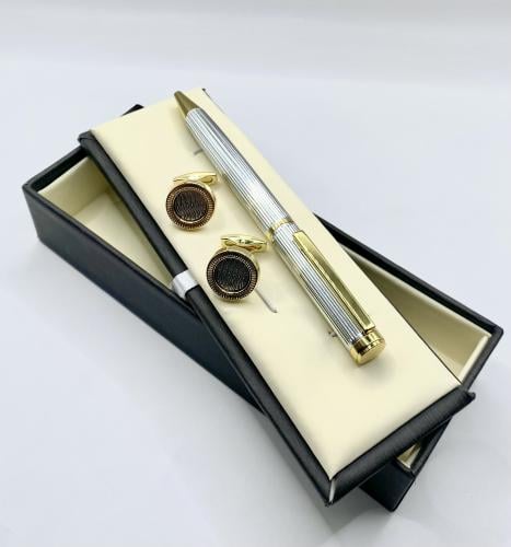 طقم قلم و كبك لون فضي من كاتيرا