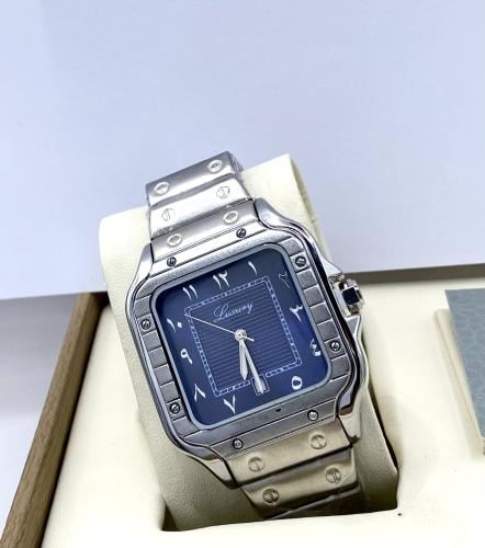 ساعة رجالية من Luxury لون كحلي