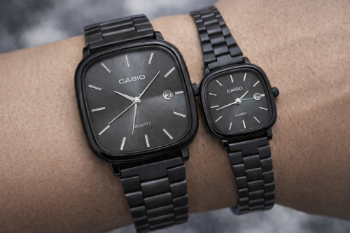 ساعة طقم CASIO LTP رجالي و نسائي اسود