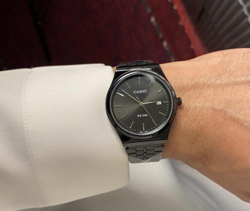 ساعة كاسيو casio MTP اسود