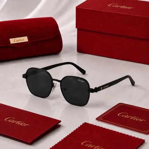 نظارة كارتير Cartier اللون اسود