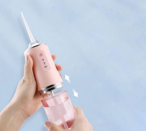 جهاز خيط الاسنان المائي oral irrigator