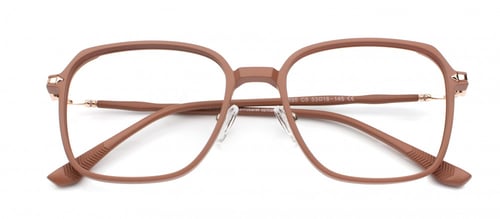 نظارة طبية مناسبه للجنسين بلاستيك رقم الموديل 695c...