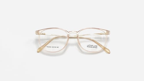 نظارة طبية نسائية بلاستيك بيضاوية اللون شفاف وردي...