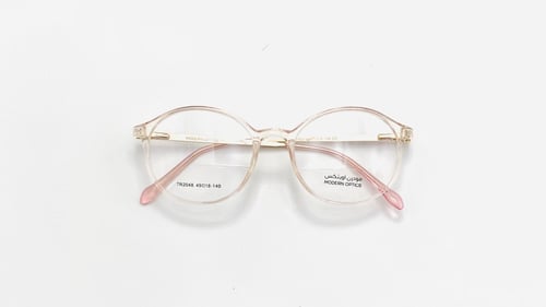 نظارة طبية بلاستيك دائرية نسائية اللون شفاف وردي ر...