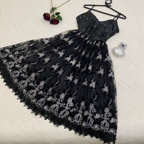 فستان مانجونا