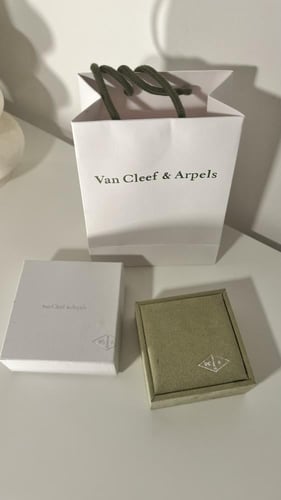 سلسال فان كليف