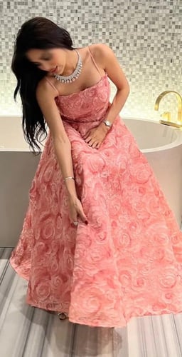 فستان العتيقي