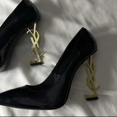 كعب سان لوران