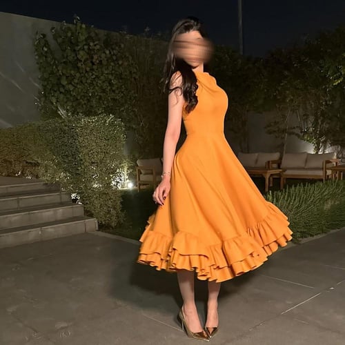 فستان نسائي