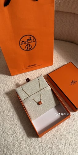 سلسال هيرمز برتقالي