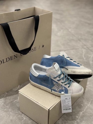 Golden goose