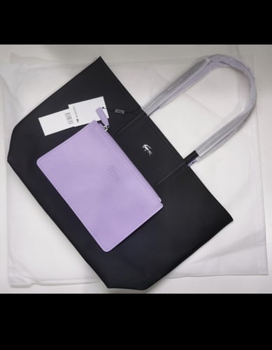 شنطة لاكوست دبل فيس