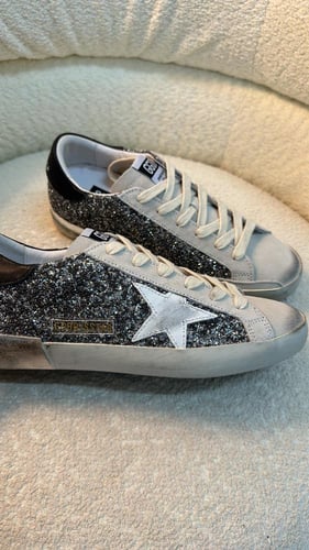 Golden goose