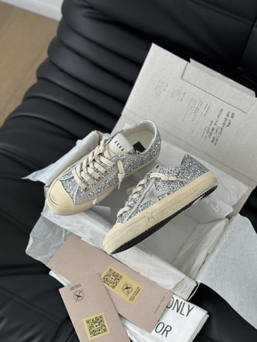 Golden goose