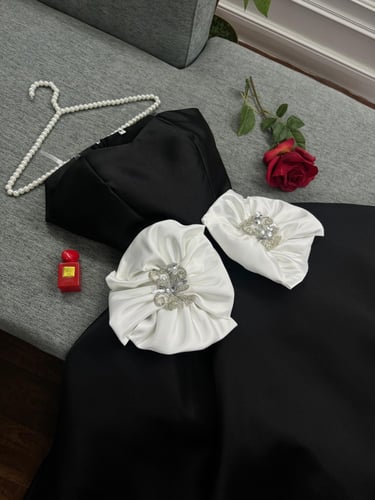 فستان مانجونا