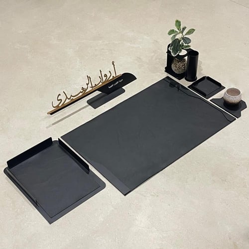 طقم ستاند لوحة اسم مكتبي بتصميم مميز اسود