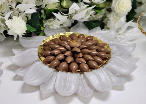 صينية ايجار + شريطة سكر مجانية