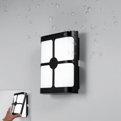 كشاف سور مربع بلون اسود وإنارة صفراء