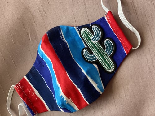 اكسسوار مطرز