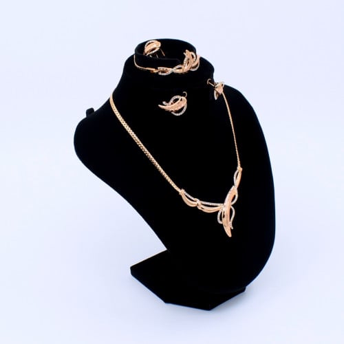 إكسسوار طقم نسائي ذهبي 5 قطع