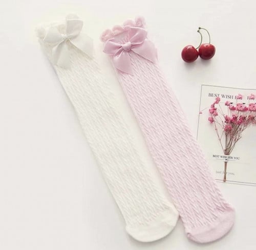 جوارب بناتي مزين بفيونكه قطعه واحده