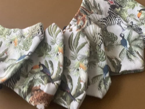 كمامة قماشية على شكل ادغال #87