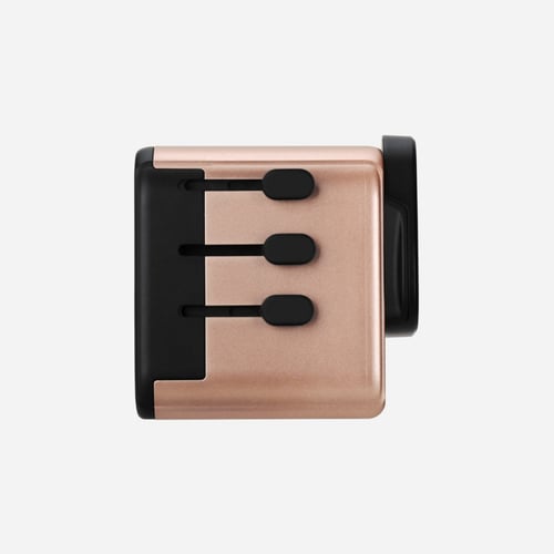 شاحن موماكس جداري متعدد المخارج للسفر ذهبي