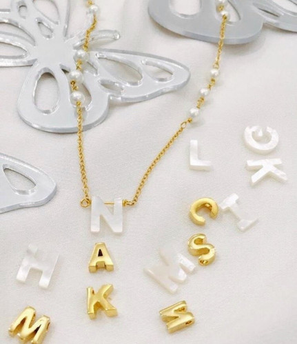 سلسله لولو مع حرف صدف