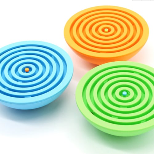 تحدي متاهة ايصال الكور الثلاث للمحور