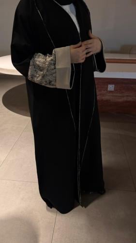 عبايه شيخه