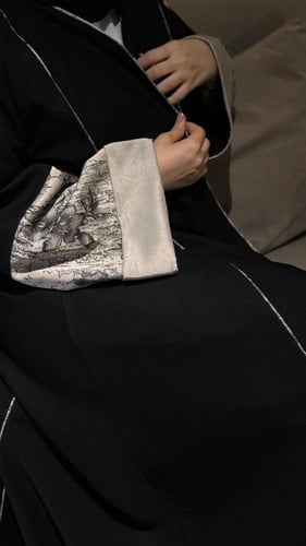 عبايه شيخه