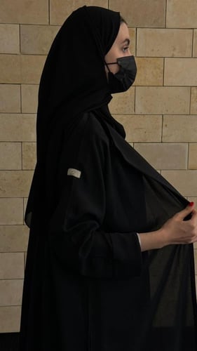 عبايه سفر أسود