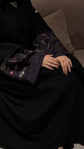 عبايه البنفسج