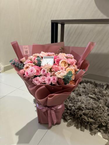 باقة ورد و سلسال