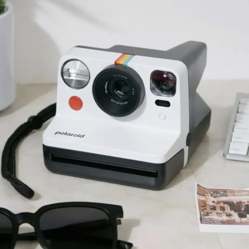 كاميرا فوريه polaroid