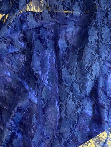 مخور الدانتيل